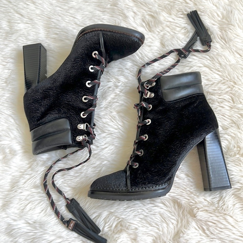 Sam Edelman Embossed Sondra Booties